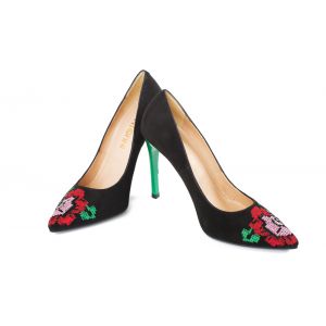Pantofi din piele intoarsa brodati